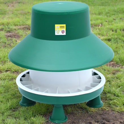 Blenheim Outdoor Poultry Feeder 6kg